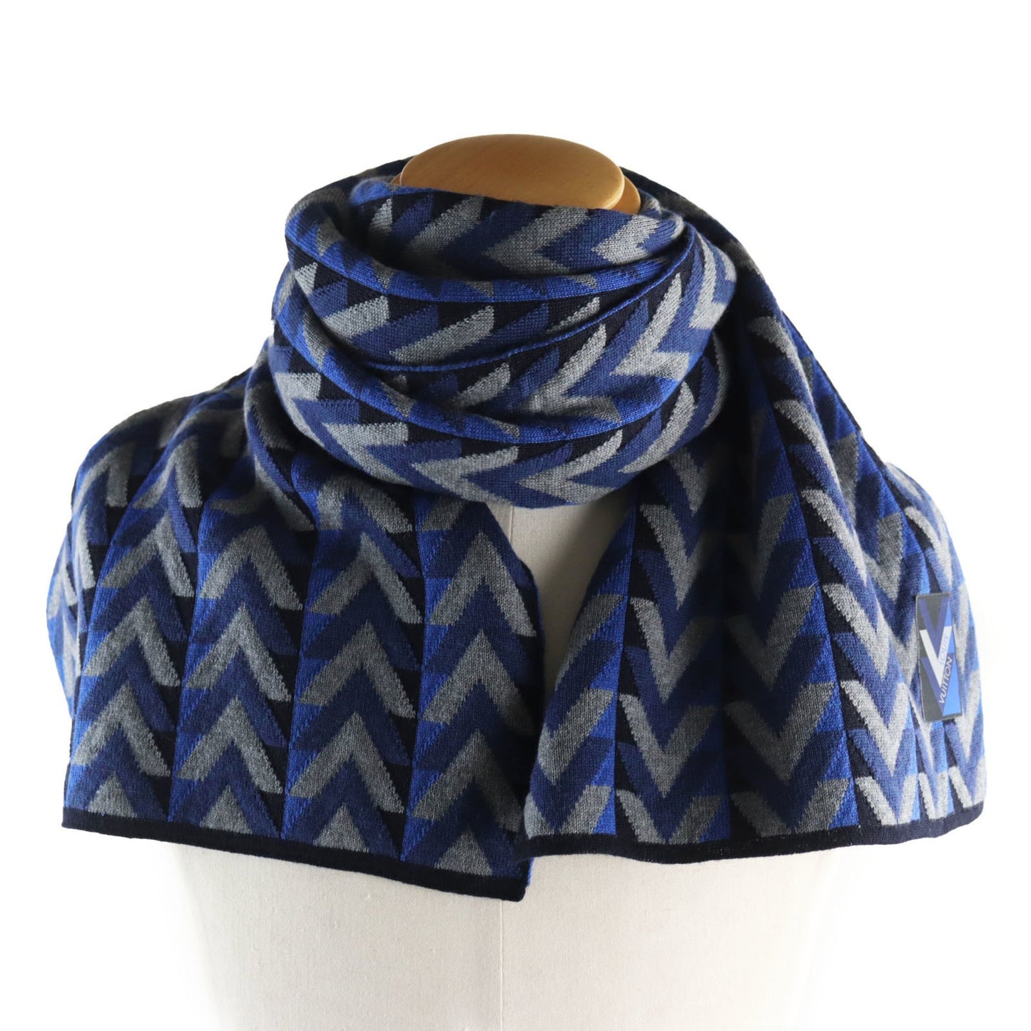 Louis Vuitton M70301 Echarpe V Obsession Logo Tag Stole/Scarf
