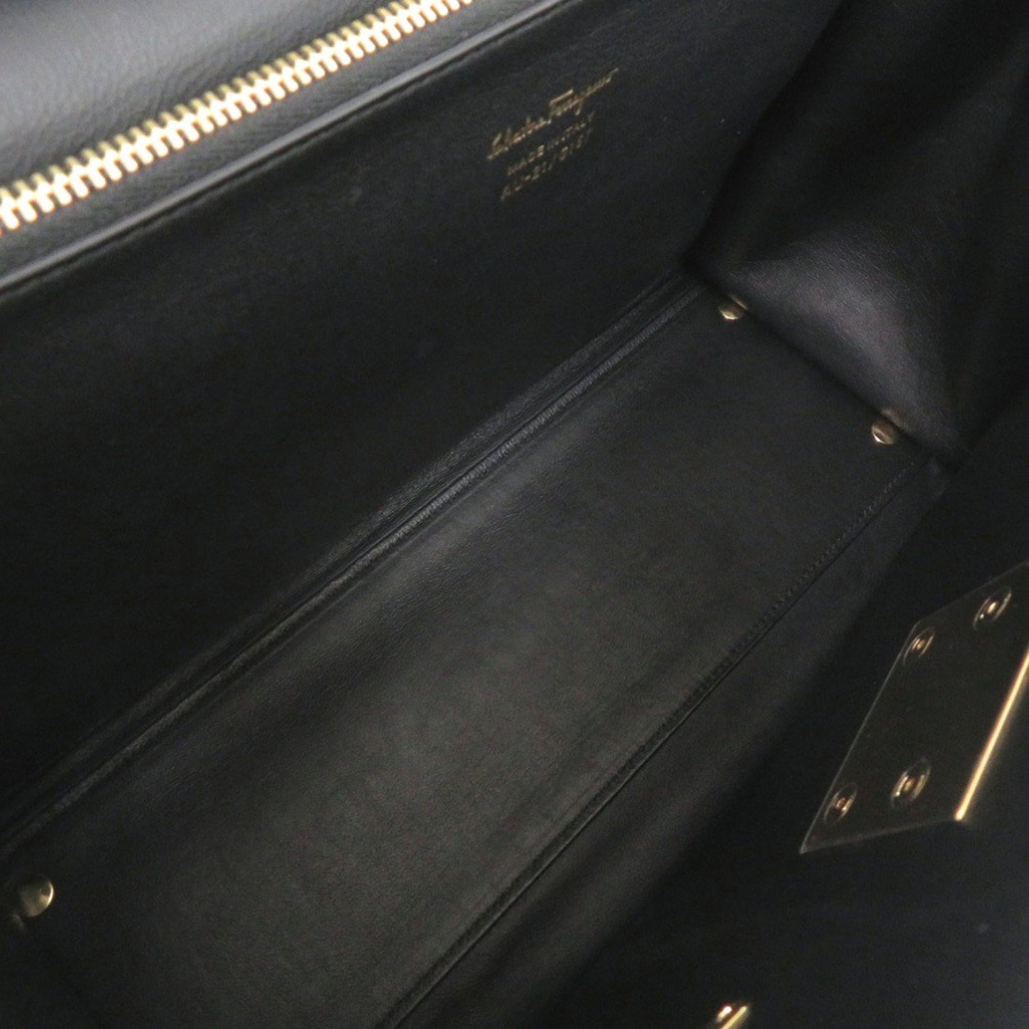 Salvatore Ferragamo Gancini Leather Black Handbag 1248