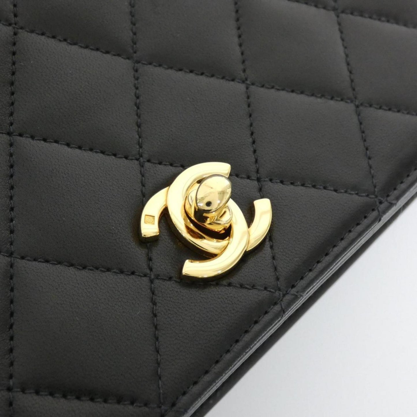 Chanel Shoulder Bag