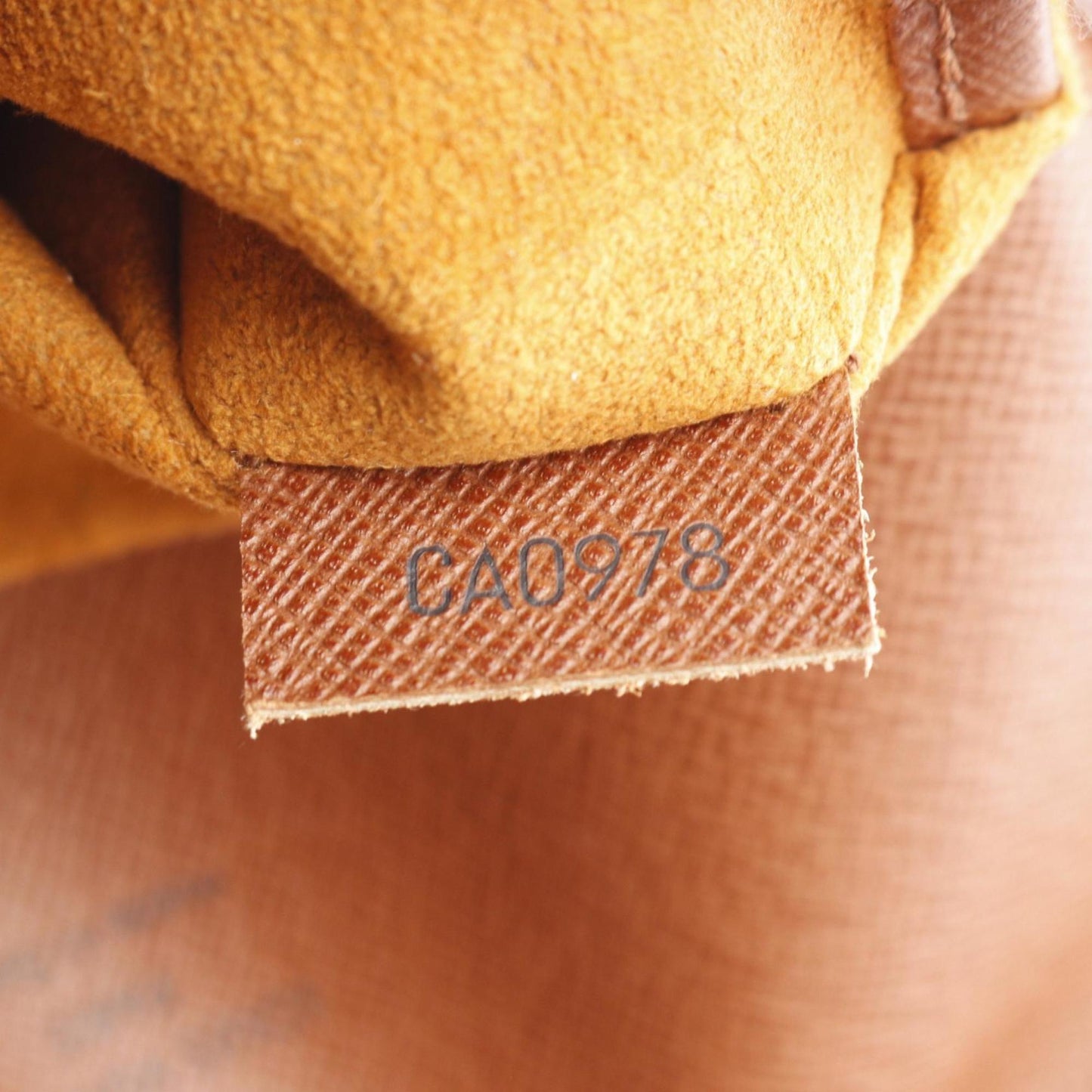 Louis Vuitton Musette Salsa Short Strap Shoulder Bag Coated Canvas Leather Monogram