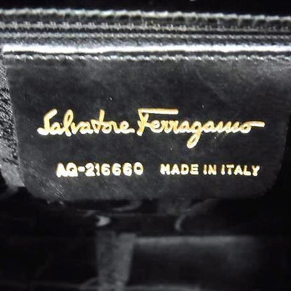 Salvatore Ferragamo Gancini Handbag 21 6660 Black Leather