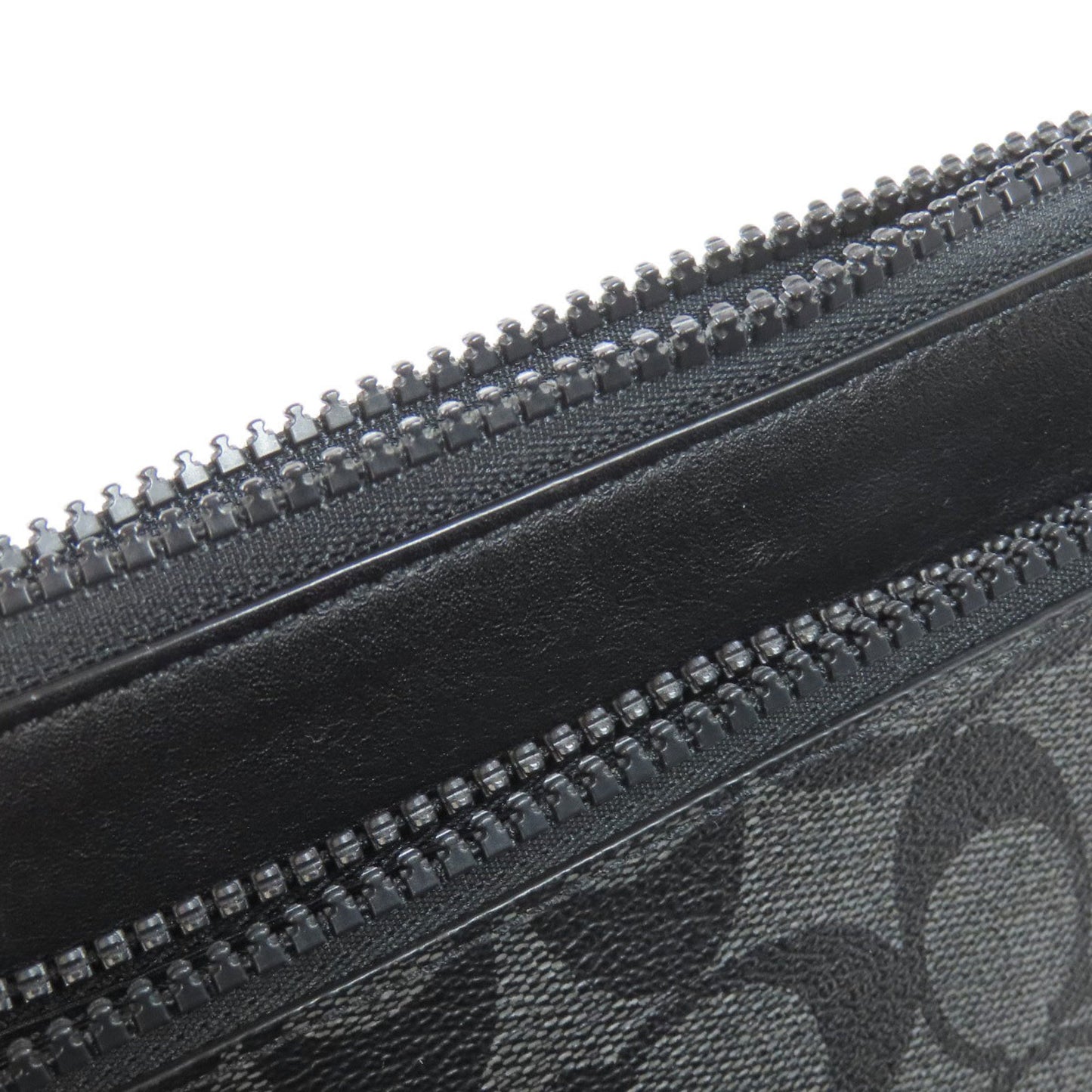 Coach C5598 Holden Crossbody Signature Shoulder Bag In Leather