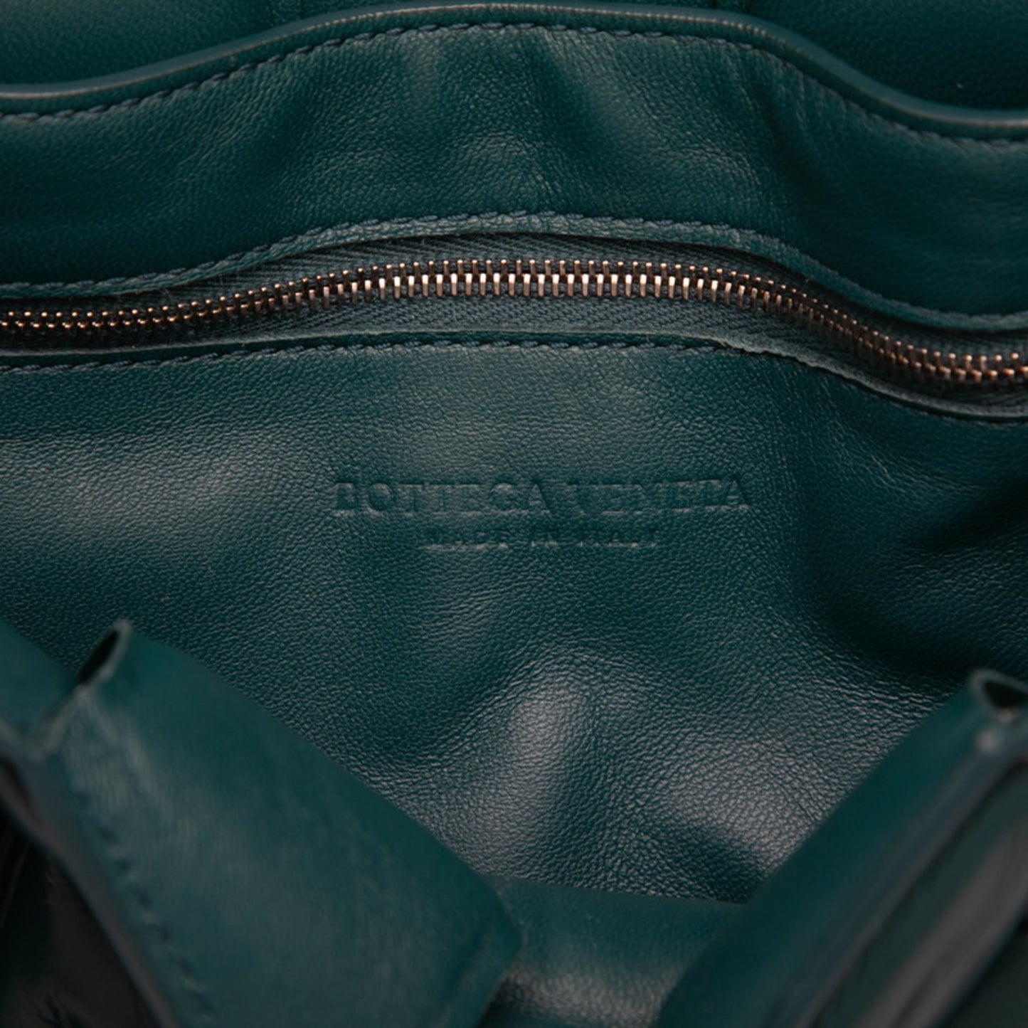 Bottega Veneta Intrecciato Padette Cassette Shoulder Bag In Green Leather
