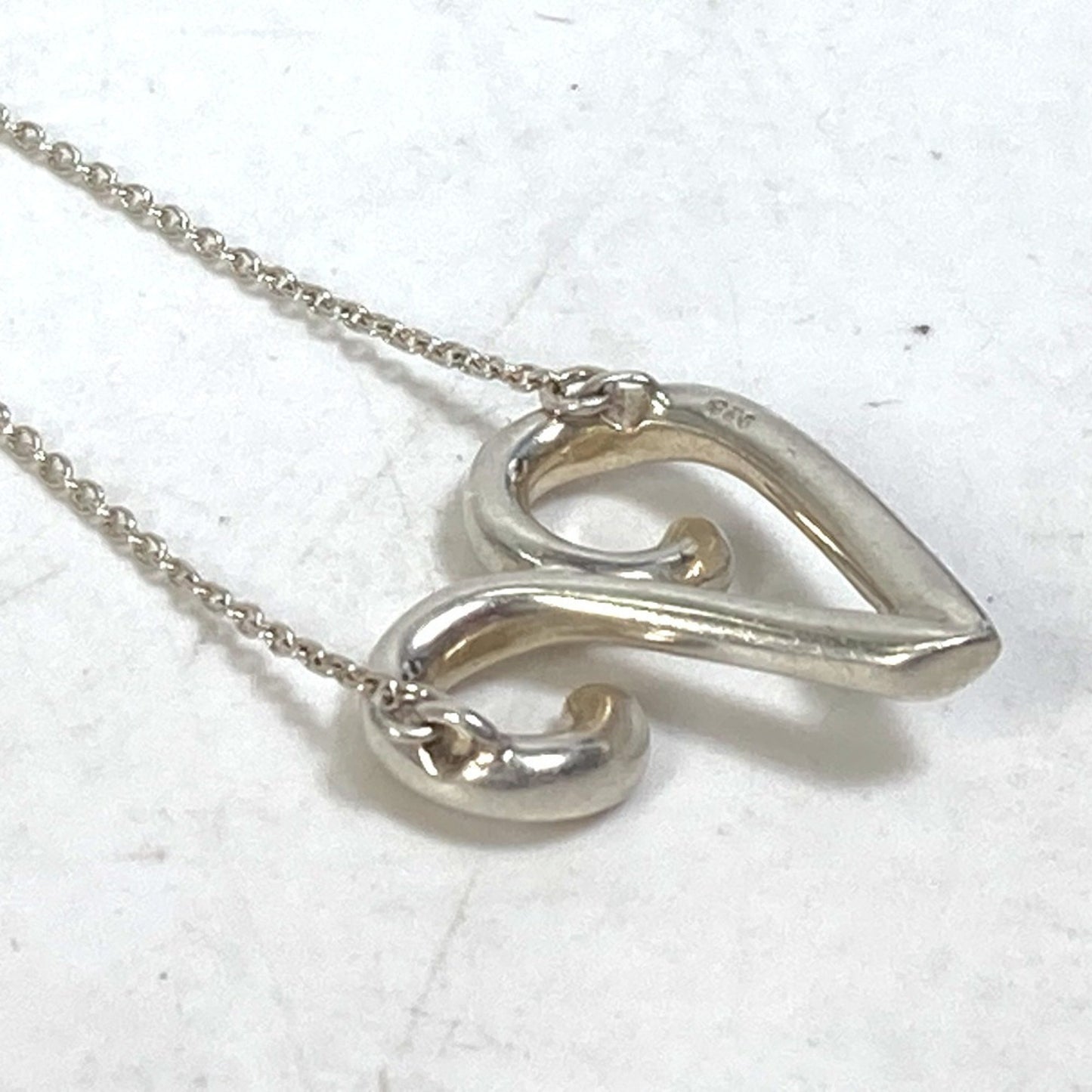 Tiffany&Co. Tiffany V Initial Paloma Picasso Accessory Pendant Necklace Sv925