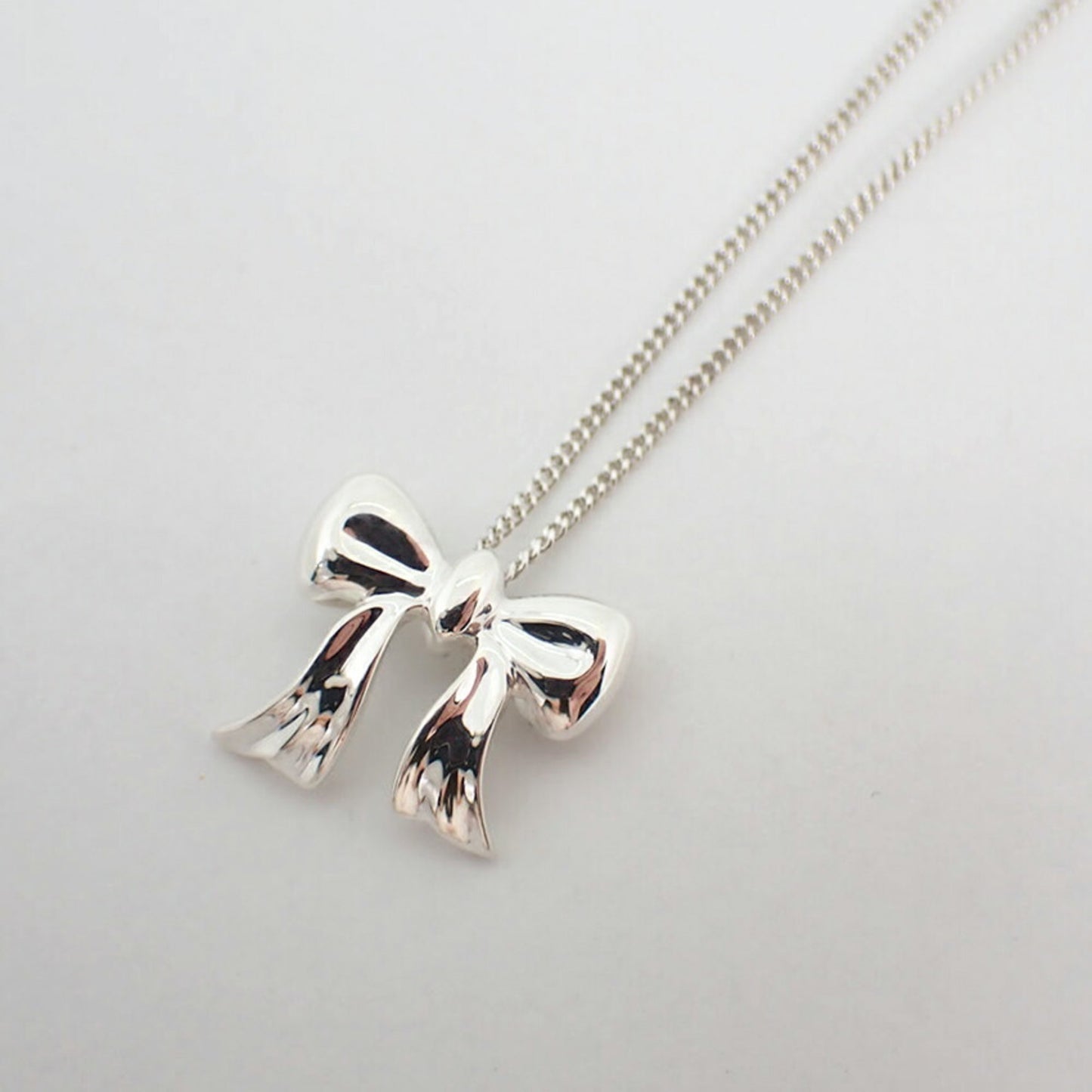 Tiffany Tiffany 925 Ribbon Necklace Pendant