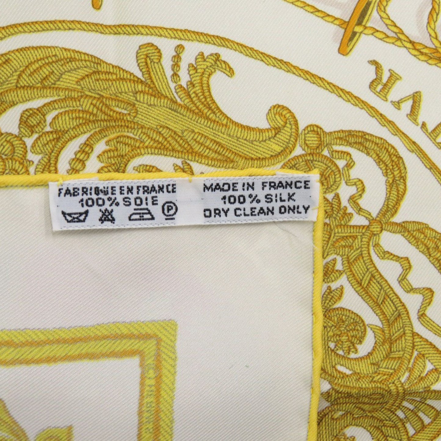 Herms Carr 45 Petit Paris Coat Of Arms Les Armes De Paris Silk Cream Gold Red Scarf Muffler 0155