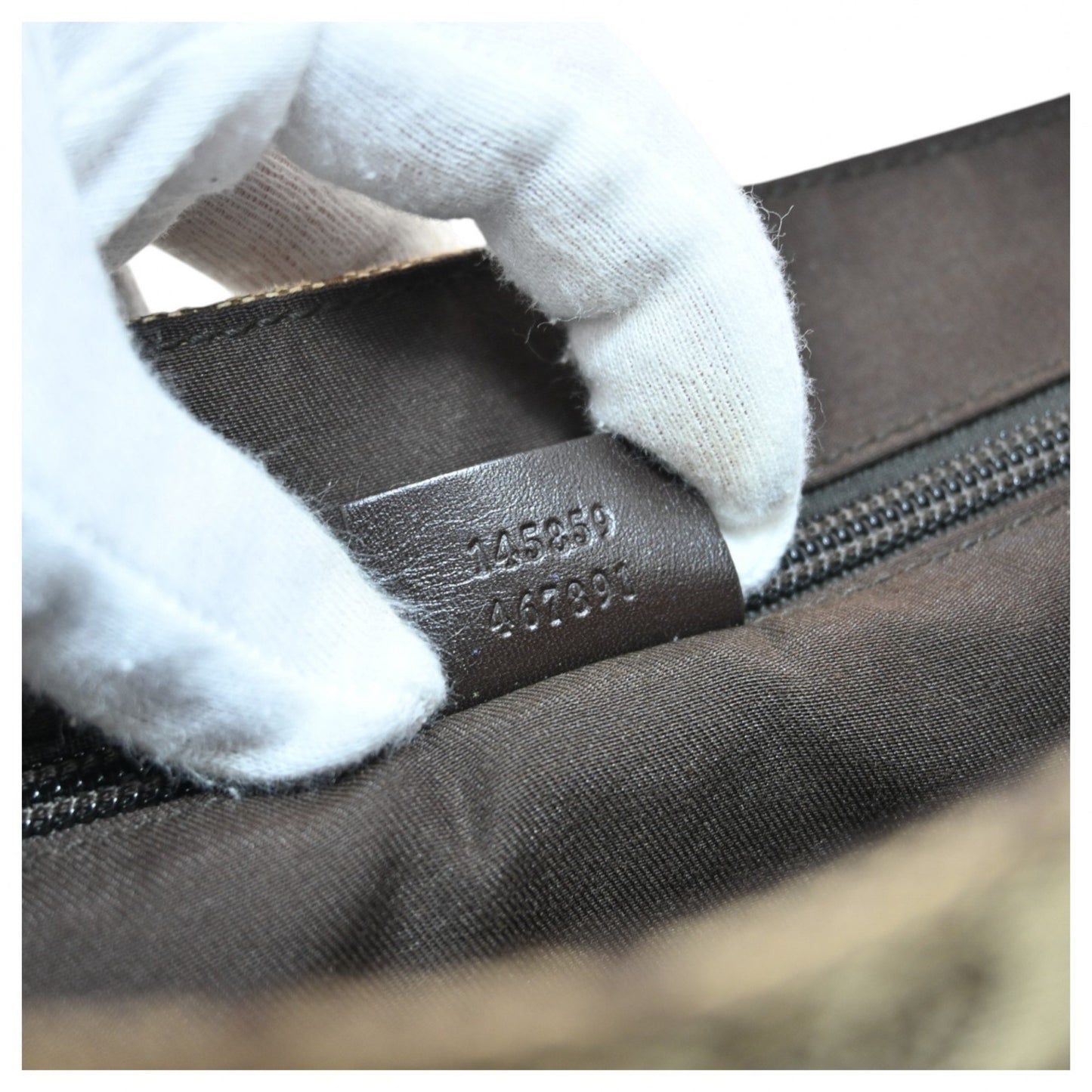 Gucci Gg Canvas Shoulder Bag