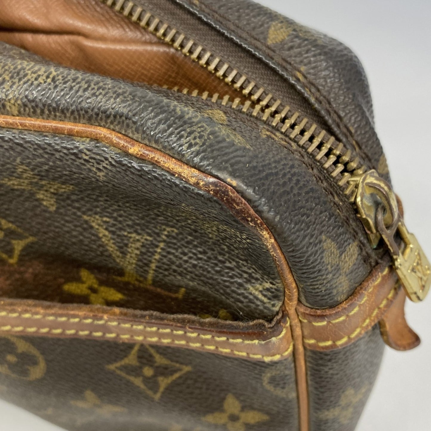 Louis Vuitton Monogram Compigne 23 Clutch Bag M51847 Brown