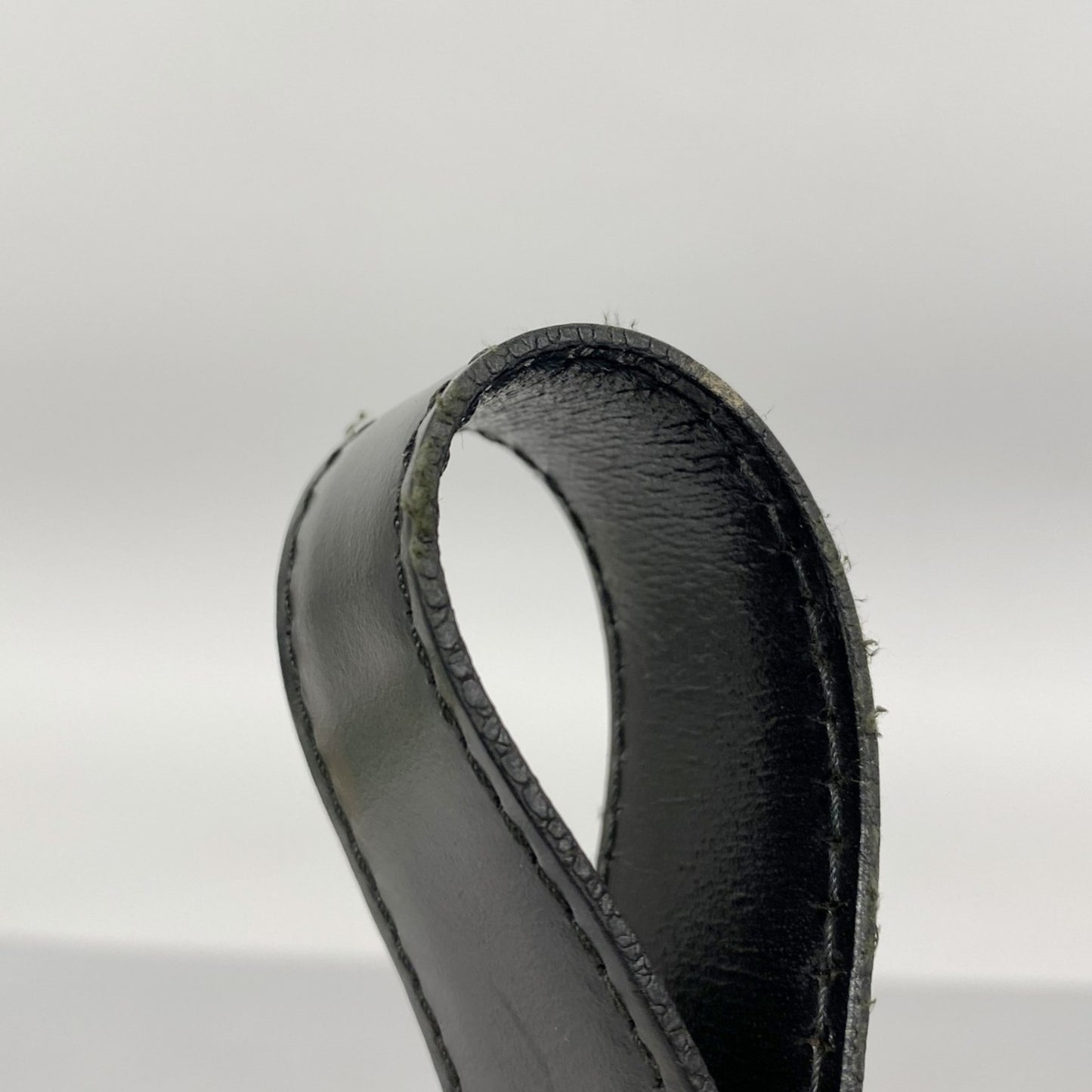 Louis Vuitton Epi Sac De Paul Gm Shoulder Bag M80155 Noir