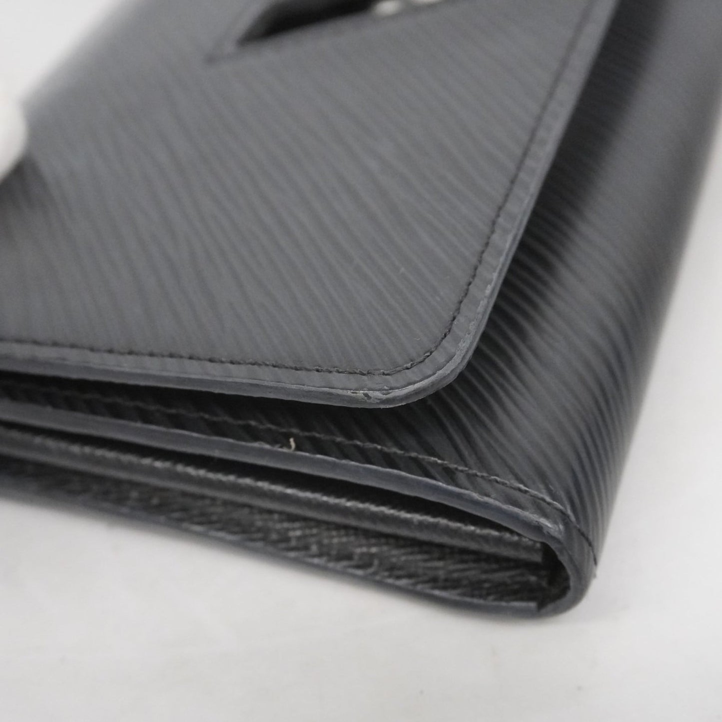 Louis Vuitton Epi Portefeuille Twist Long Wallet M68309 Noir