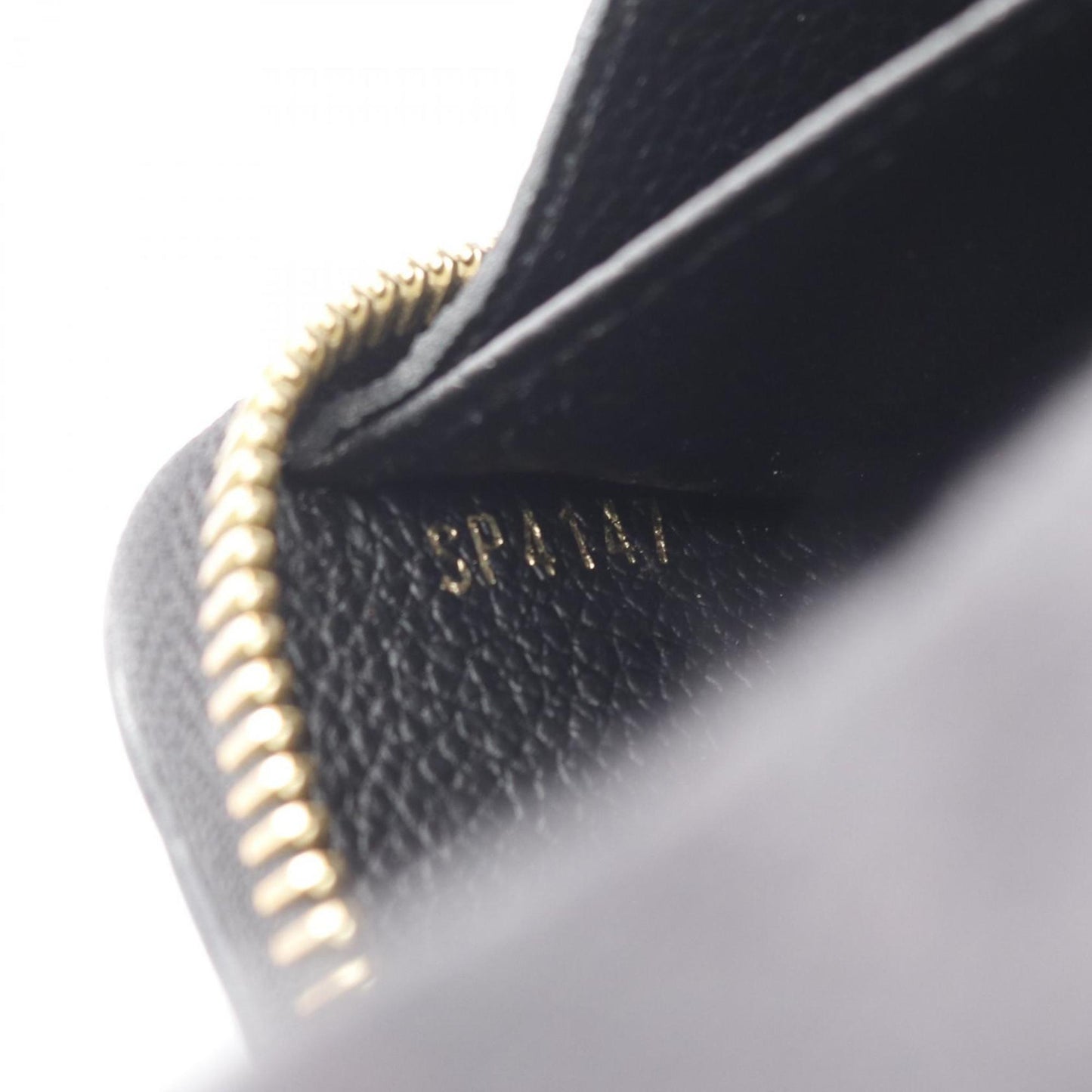 Louis Vuitton Zippy Wallet