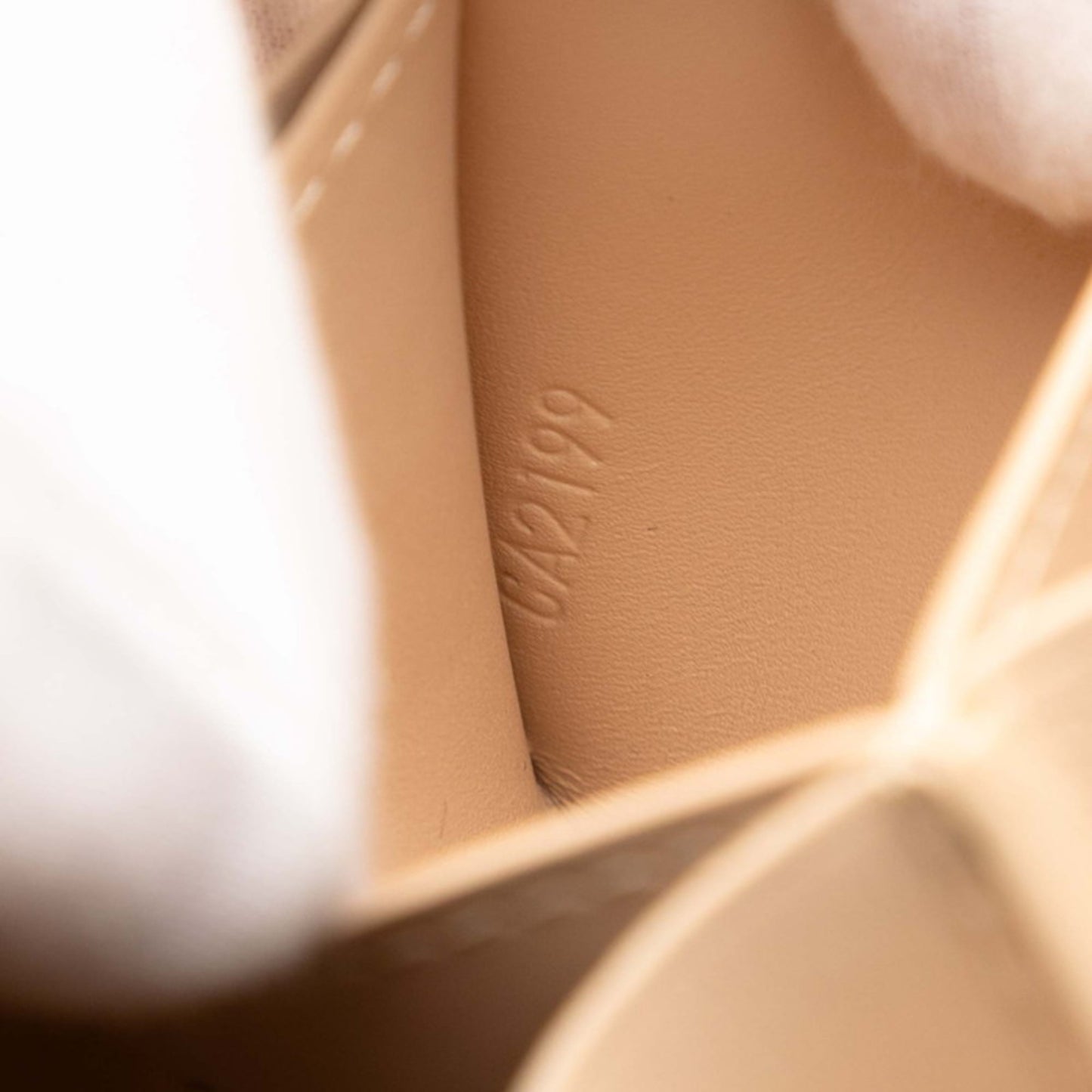 Louis Vuitton Monogram Vernis Mini Boite Chapeau Crossbody Shoulder Bag M90498 Rouge Patent Leather