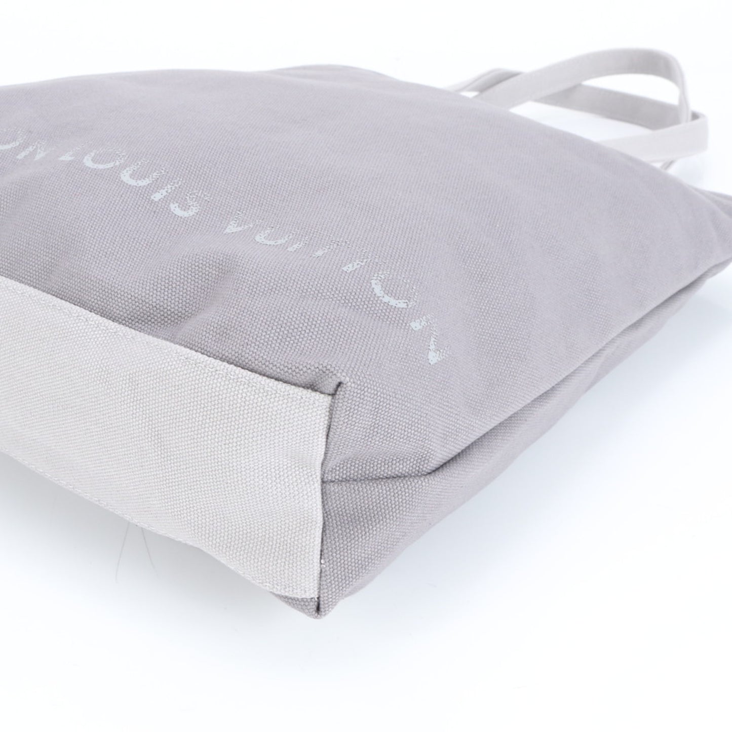 Louis Vuitton Fondation Museum Limited Edition Tote Bag