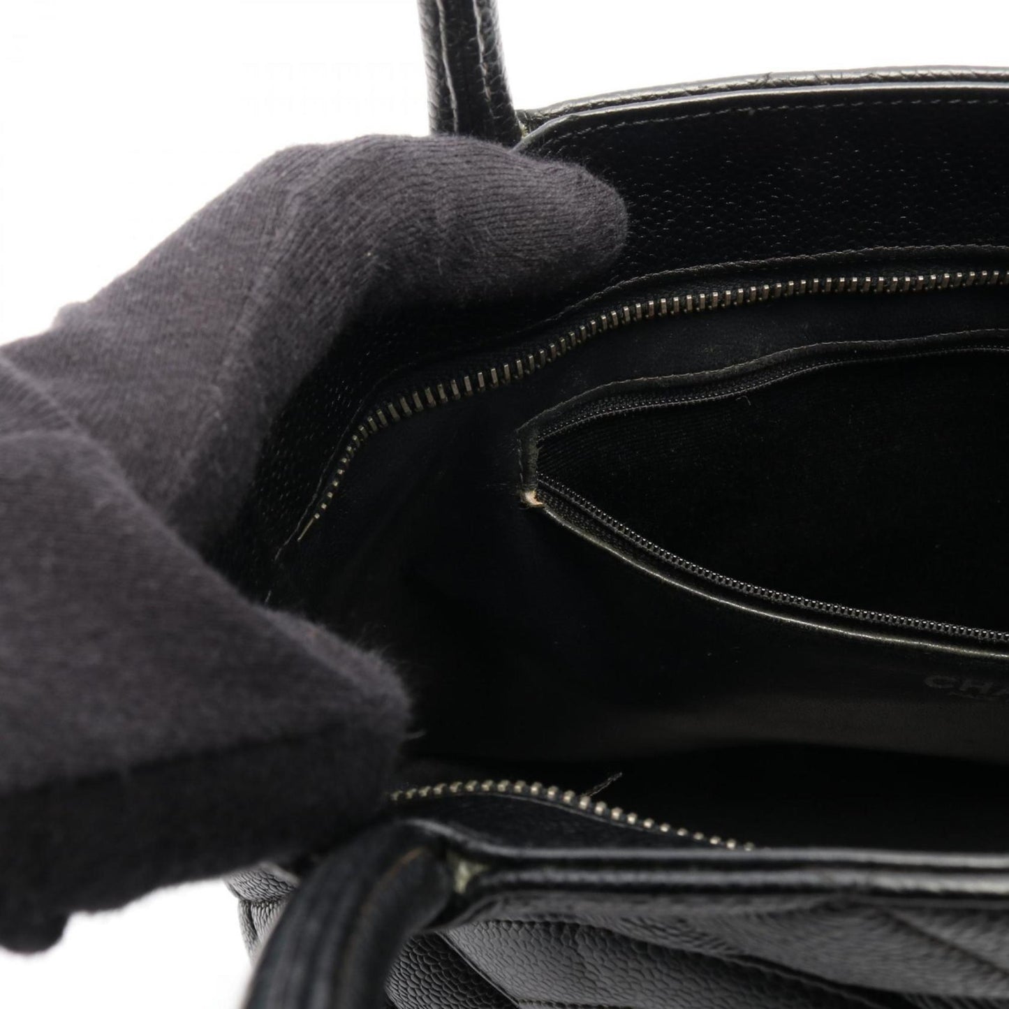 Chanel Chanel Reissue Tote Bag In Caviar (Grained Calfskin)