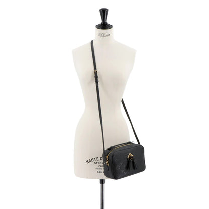 Louis Vuitton Monogram Empreinte Saintonge Shoulder Bag In Leather Noir