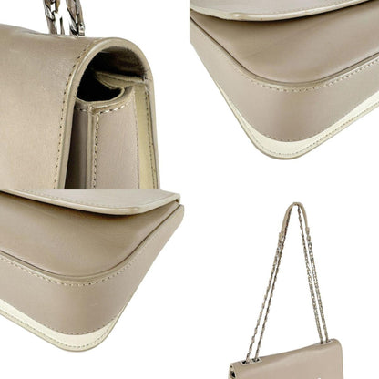 Fendi Tre Baguette Shoulder Bag In Leather