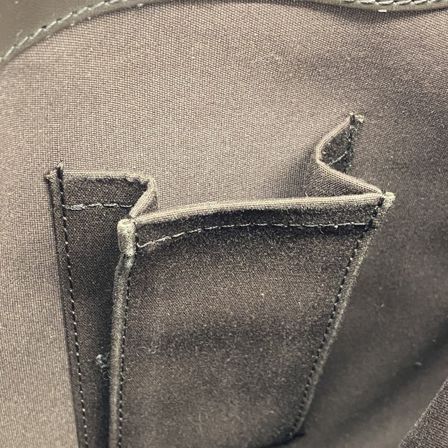 Louis Vuitton Epi Mandala Mm Shoulder Bag M5889D Mocha