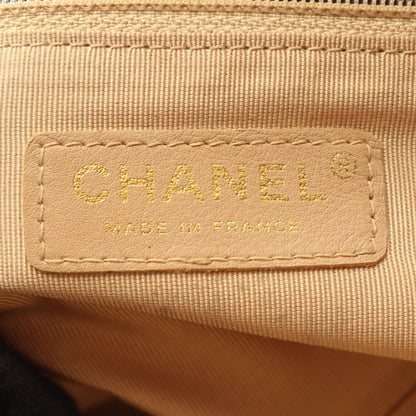 Chanel Matelasse Handbag In Calfskin Leather