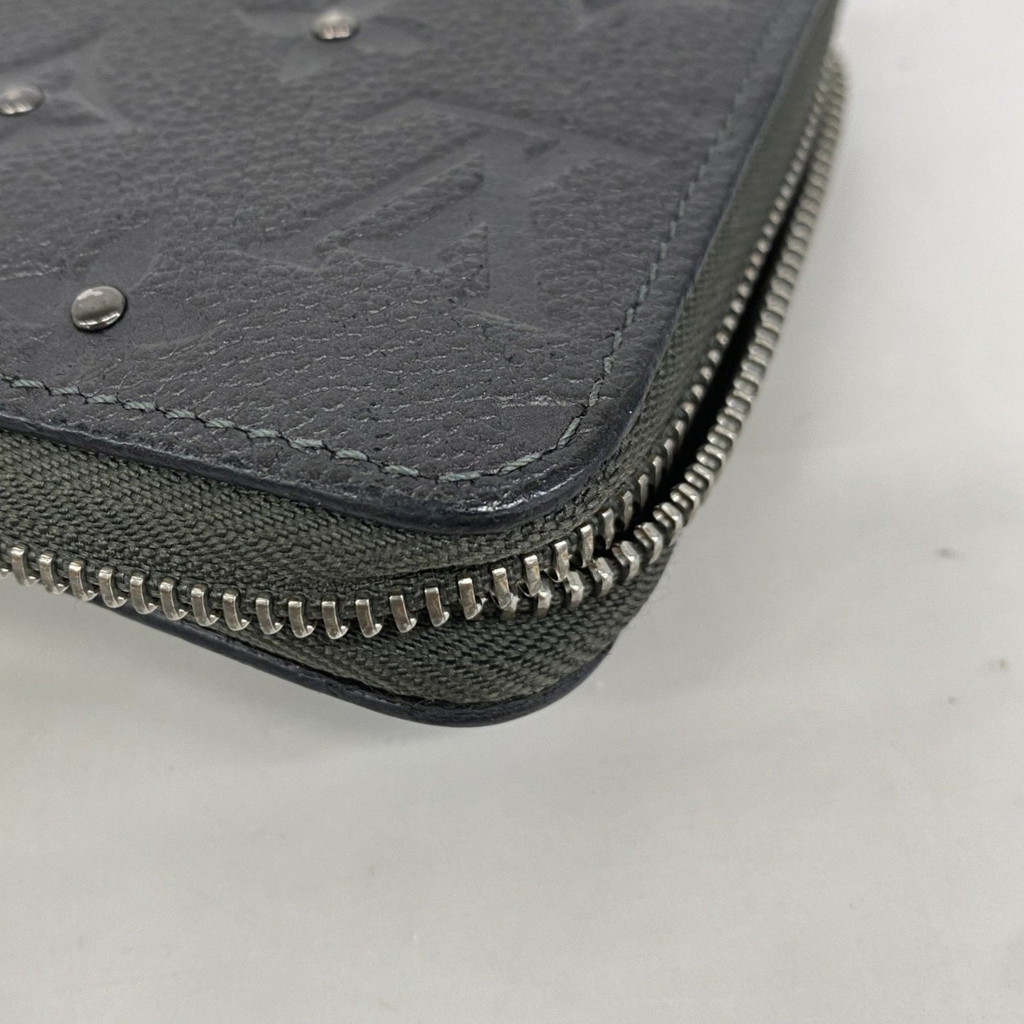 Louis Vuitton Monogram Empreinte Zippy Wallet M61442 Platine