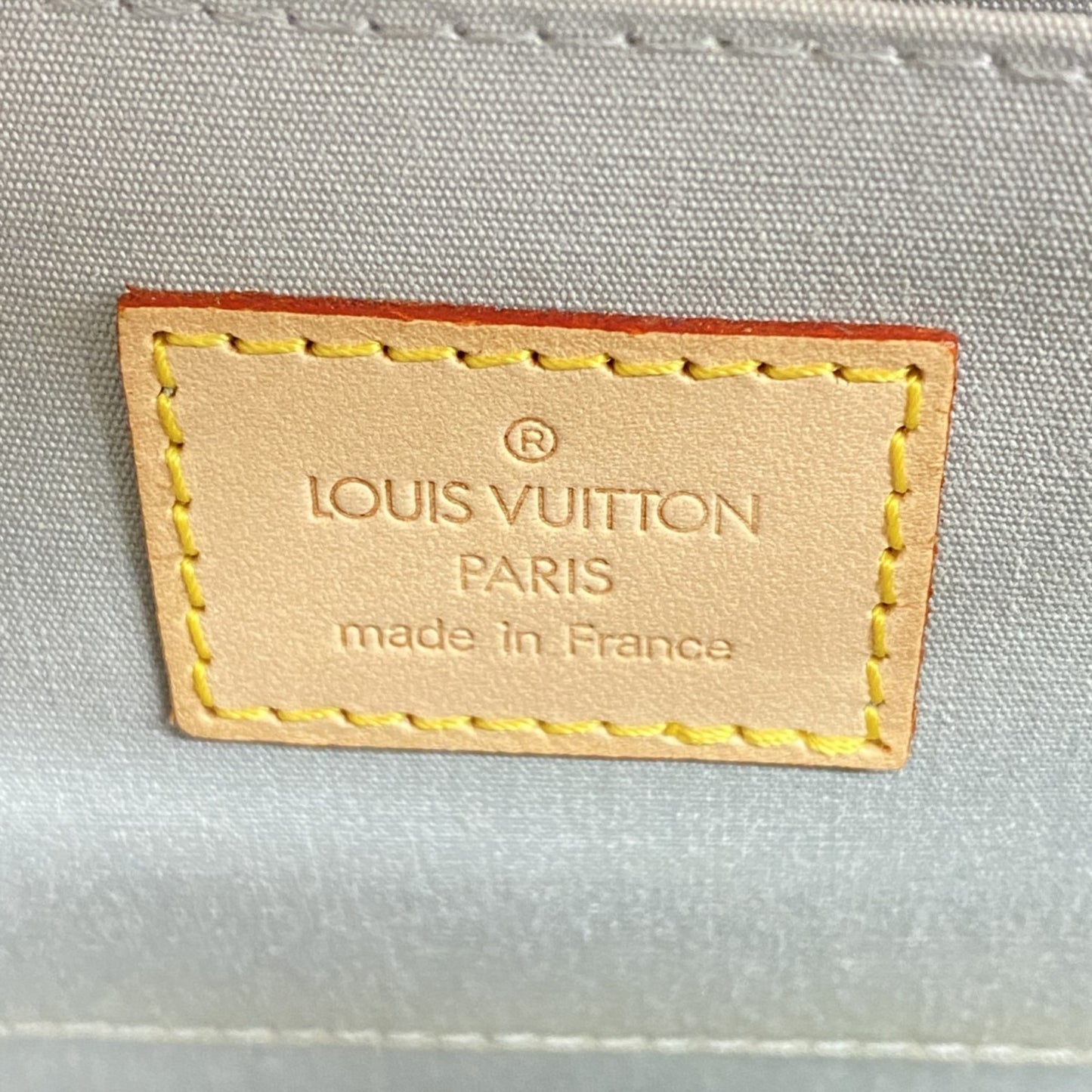 Louis Vuitton Vernis Bisque Bay Pm Shoulder Bag M91187 Pearl