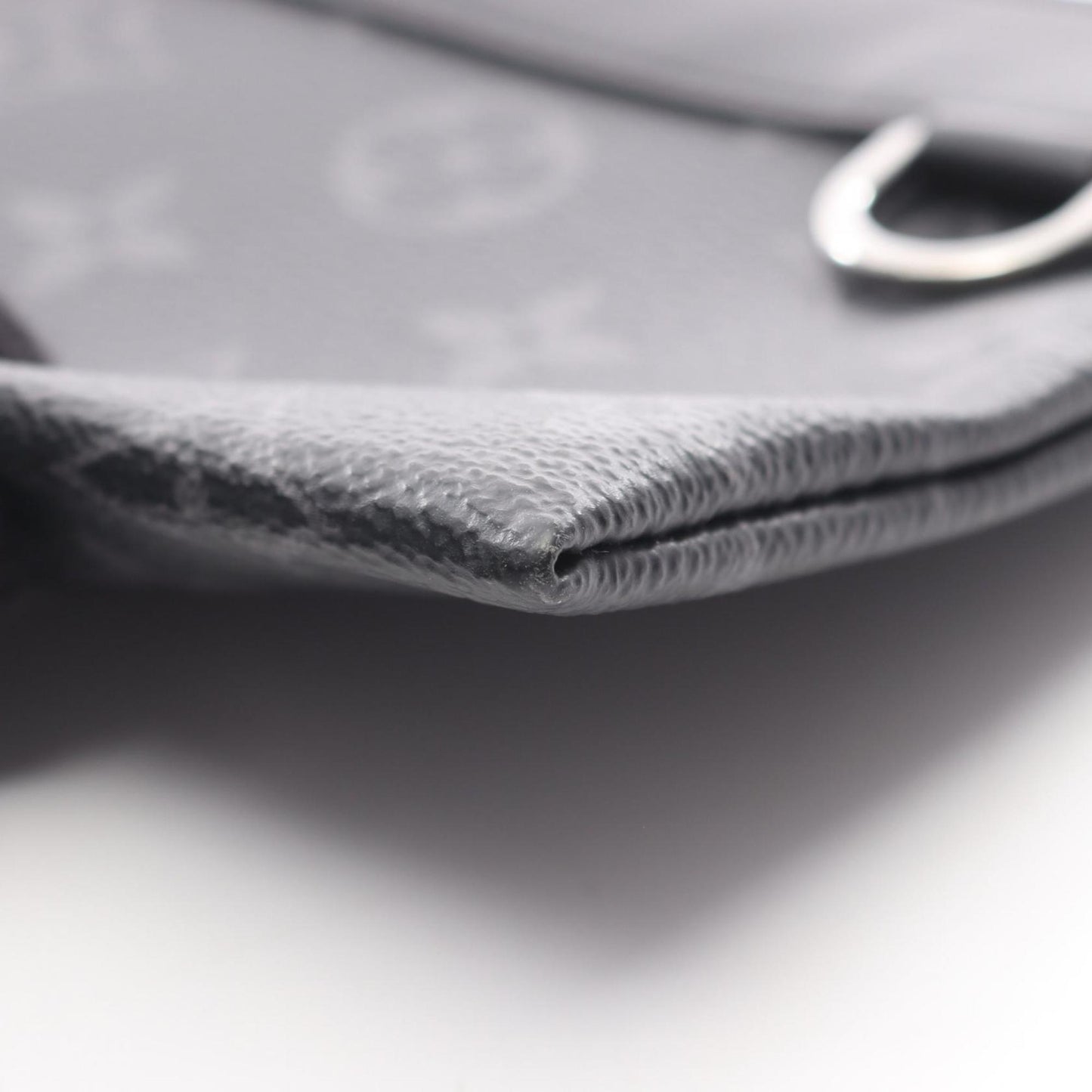 Louis Vuitton Discovery Pm Pochette