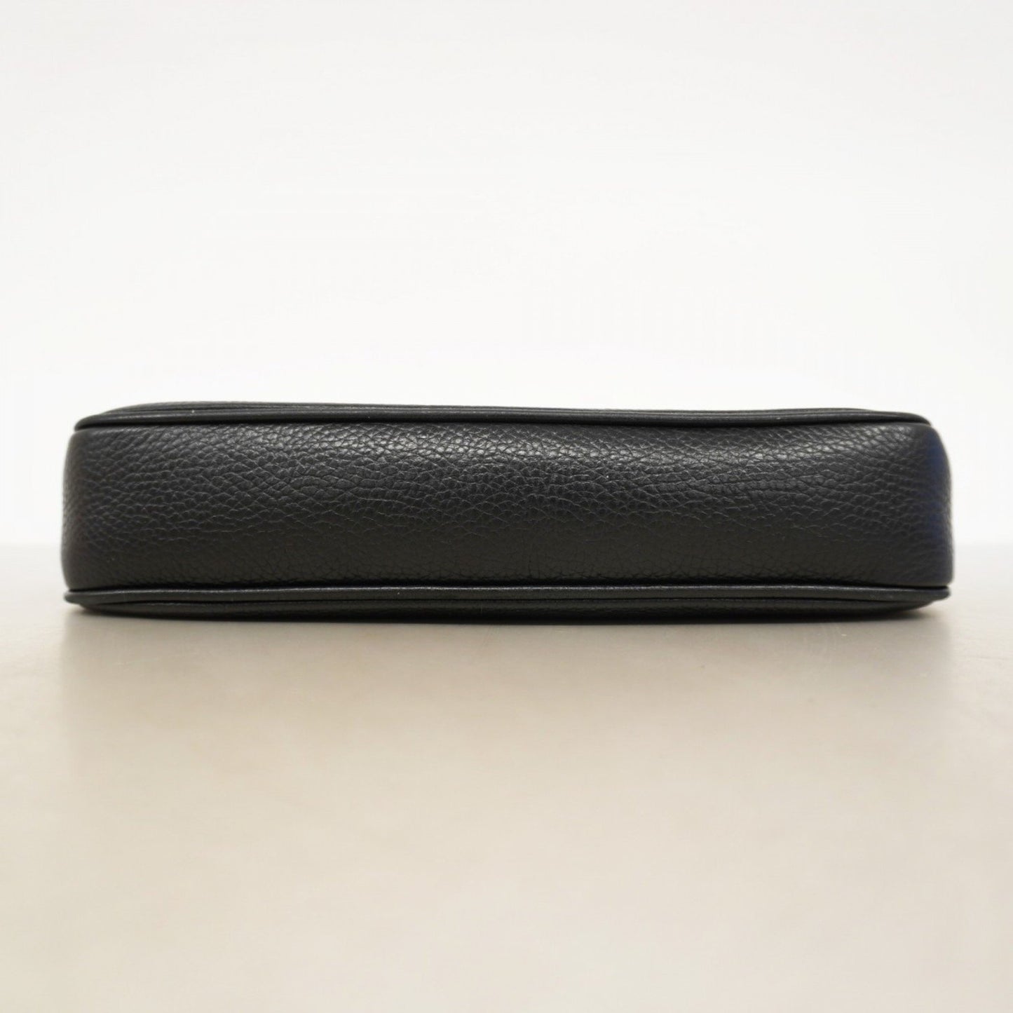 Gucci Soho Interlocking G Shoulder Bag 5363224 Leather Black Champagne