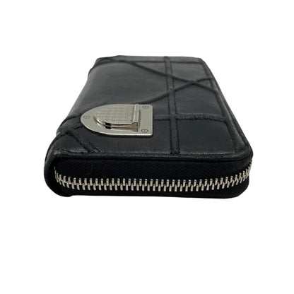 Christian Dior Diorama Long Wallet With Round Zipper