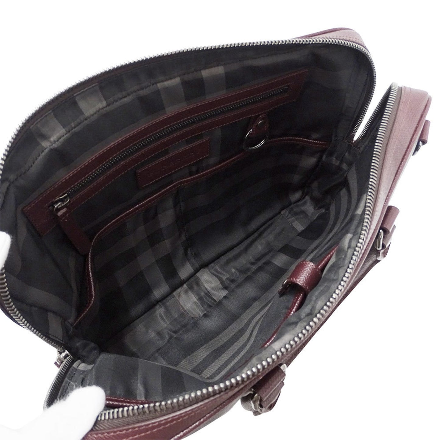 Burberry Men'S Leather Business Bag In Bordeaux And Navy. Perfect For Handbags