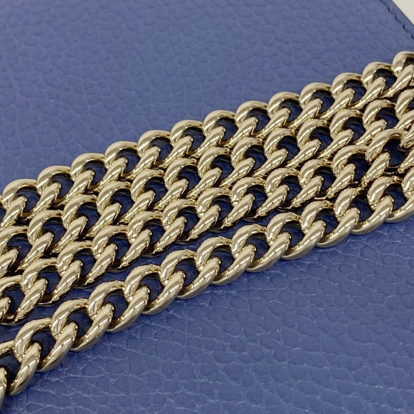 Gucci Interlocking G Shoulder Wallet 510314 Leather Blue Champagne