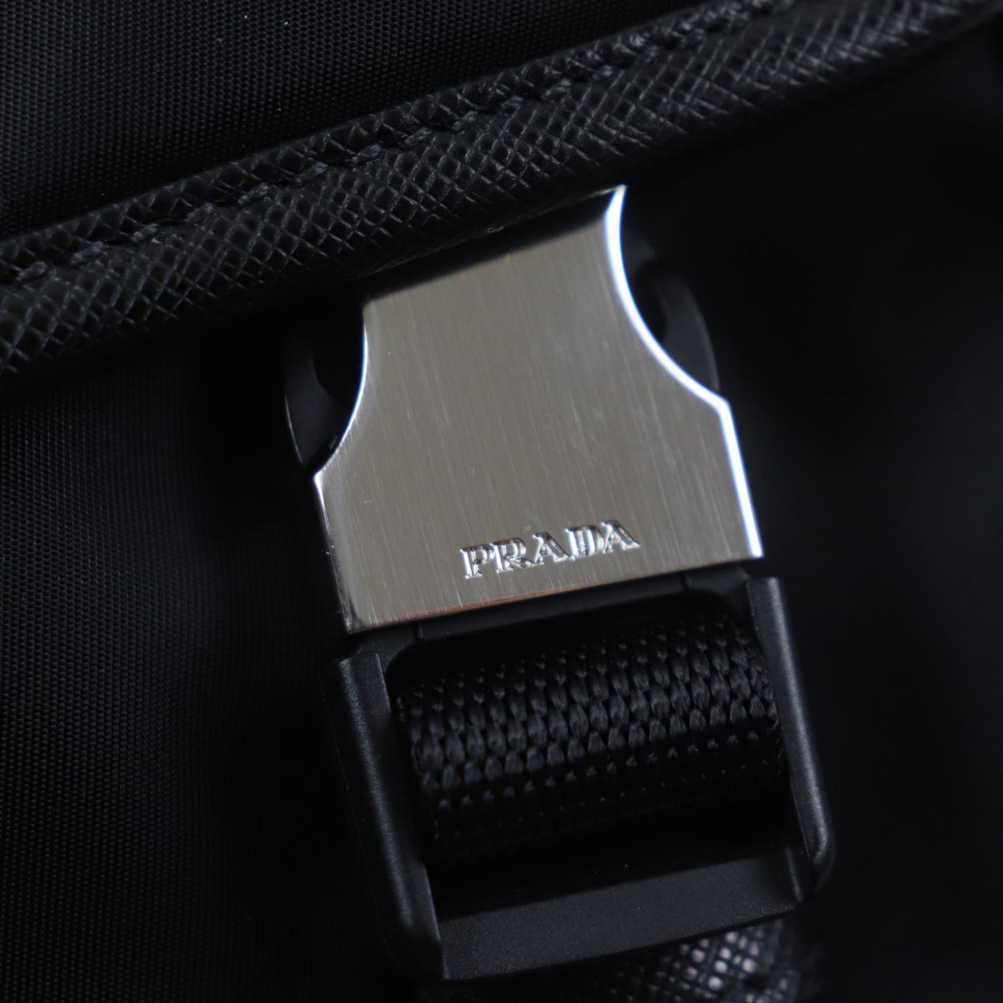 Prada 2Vd034 Triangle Logo Plate With Pouch