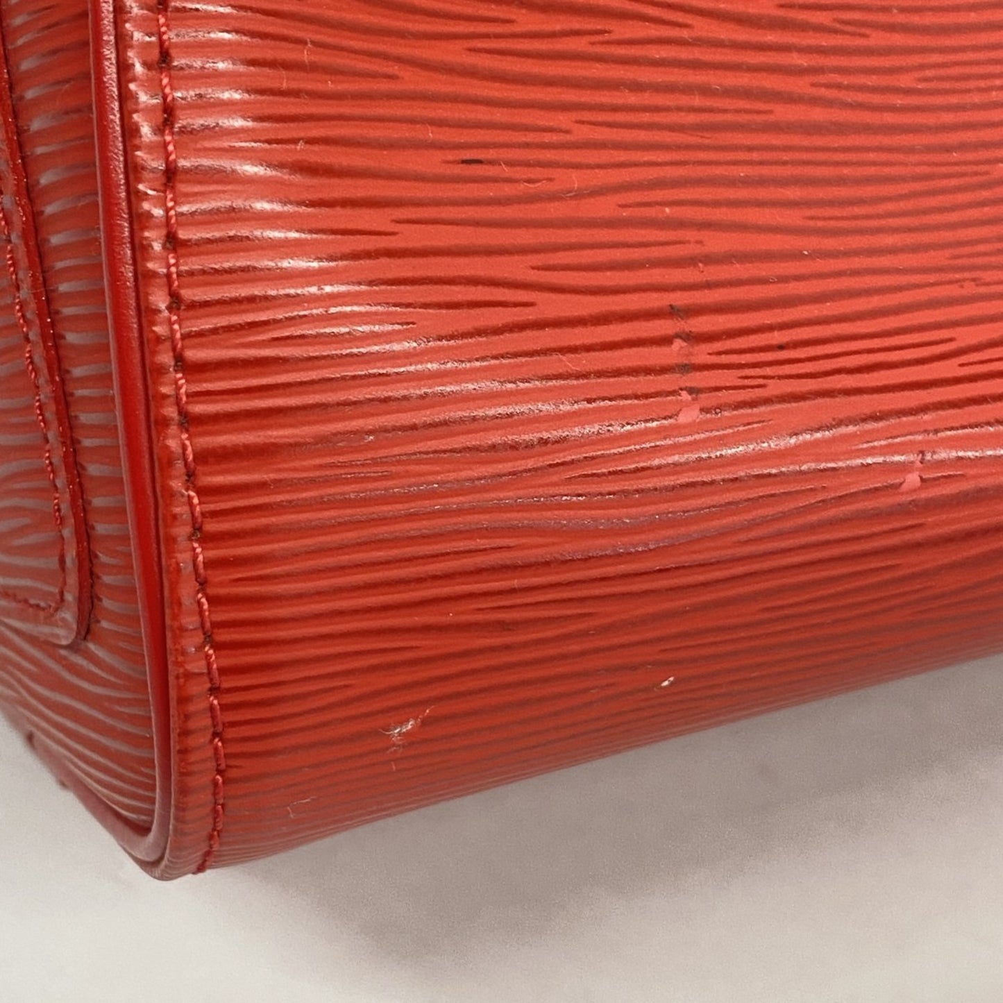 Louis Vuitton Epi Speedy 25 Handbag M5903E Rouge