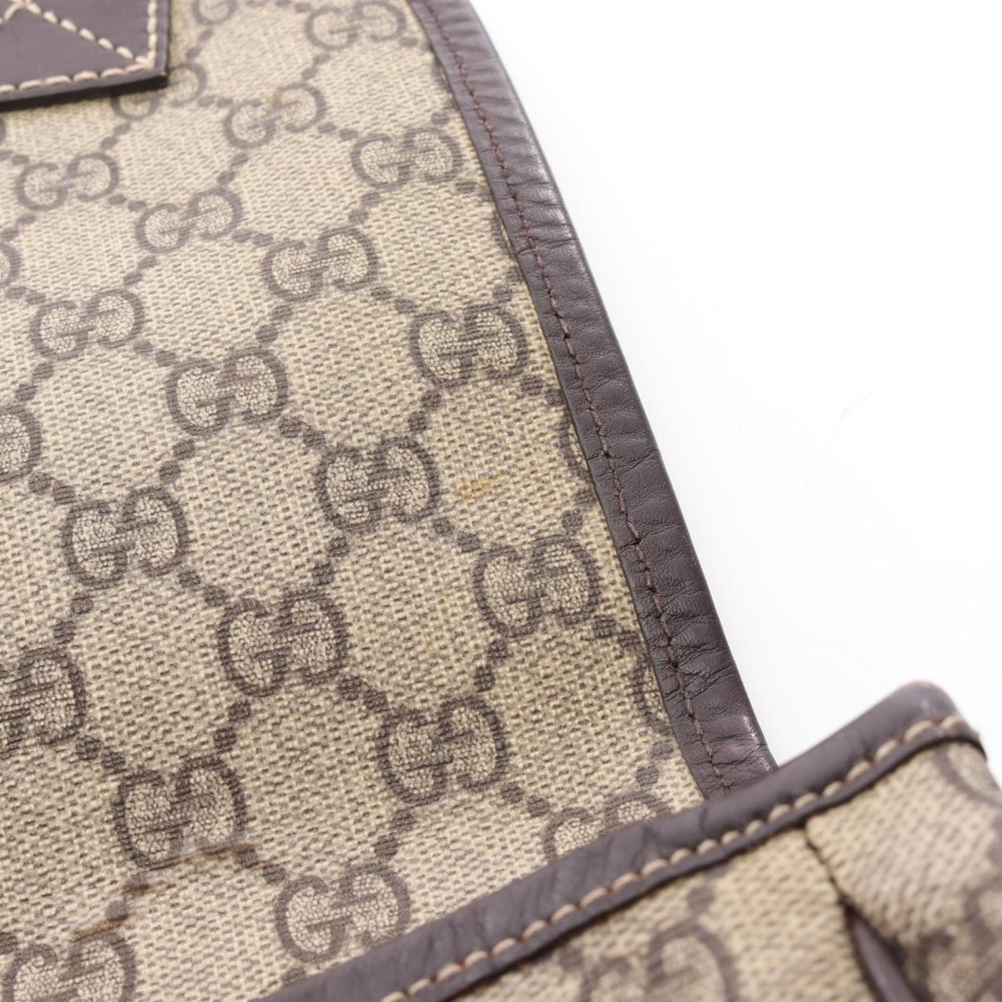 Gucci Gg Supreme Shoulder Bag