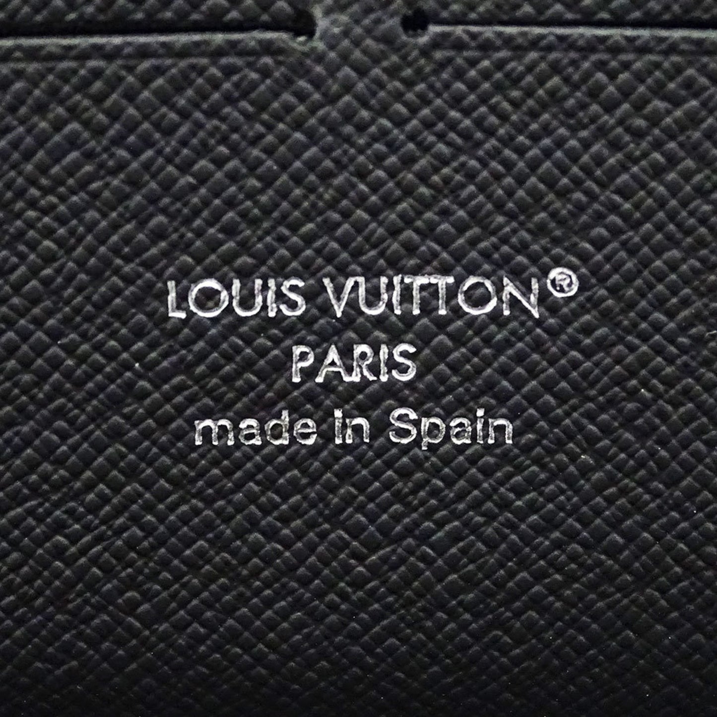 Louis Vuitton Men'S Monogram Eclipse Zippy Organizer Long Wallet
