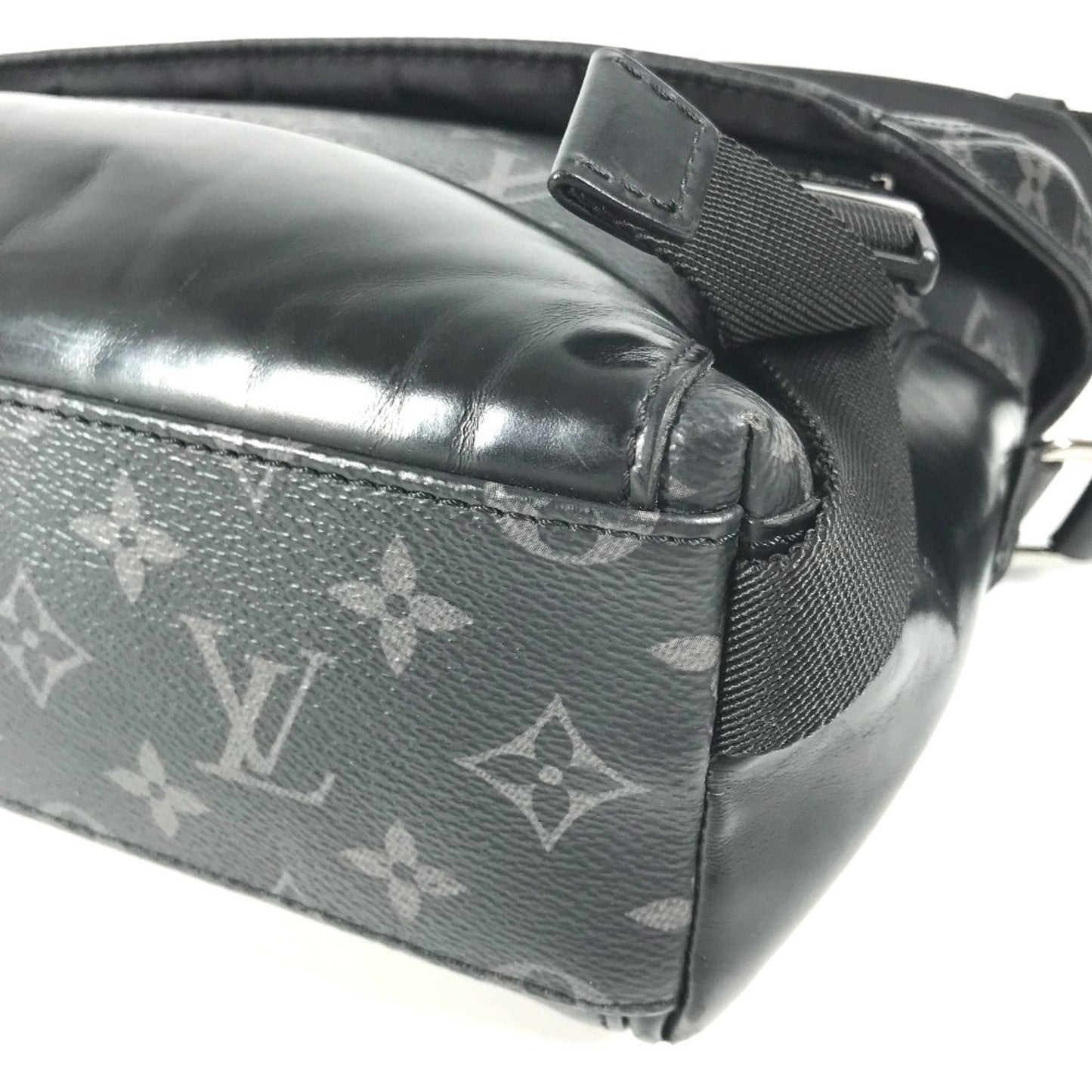 Louis Vuitton M40511 Monogram Eclipse Messenger Voyage Pm Crossbody Flap Shoulder Bag In Canvas
