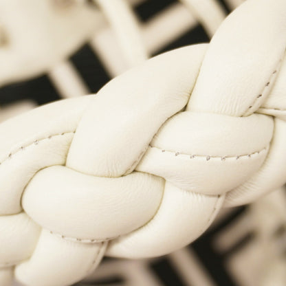 Fendi Zucca Canvas Handbag In White And Black