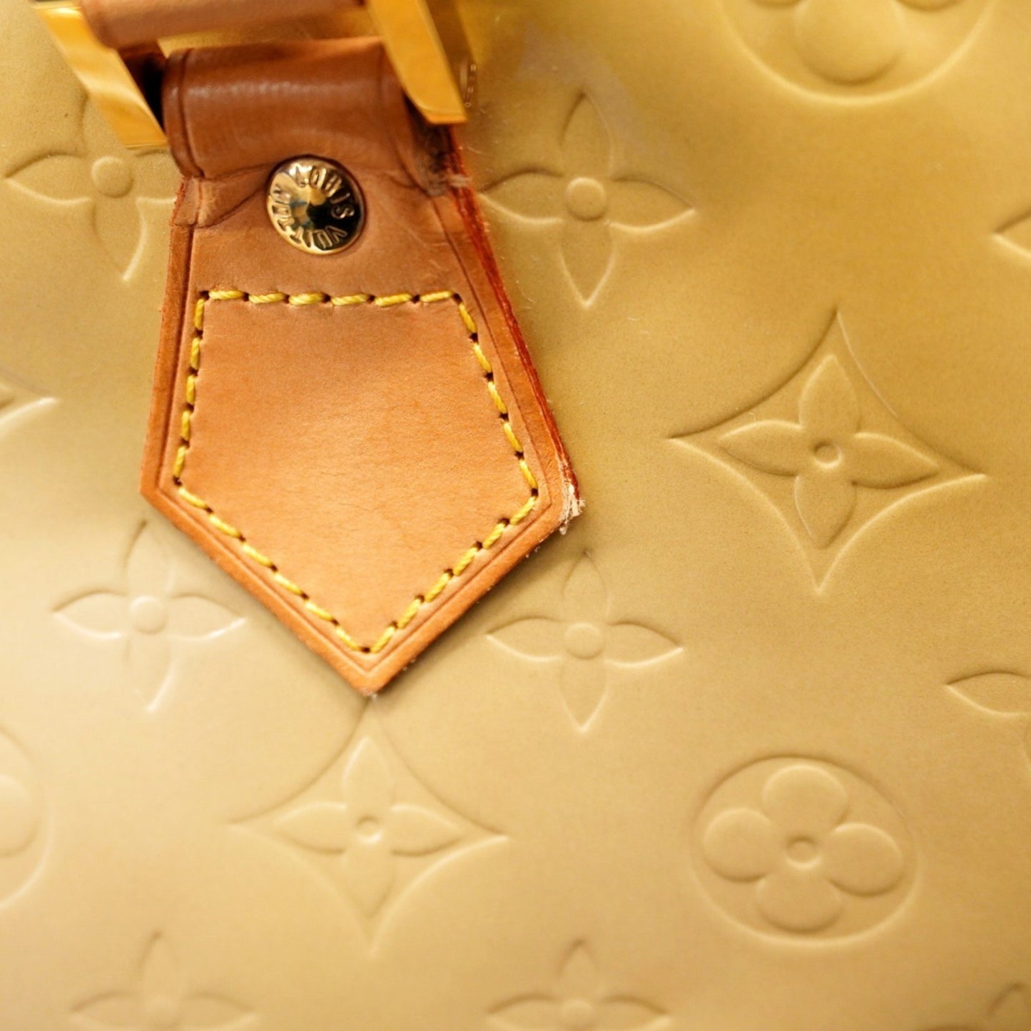 Louis Vuitton Vernis Houston Tote Bag M91004 Beige