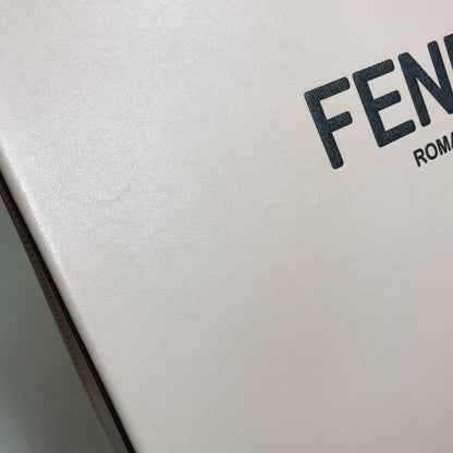 Fendi 8Bh383 Shoulder Bag/Shopping Bag/Medium Tote Bag In Leather