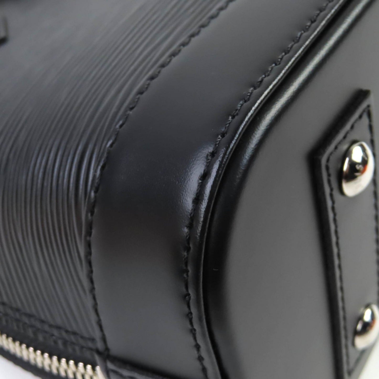 Louis Vuitton Alma Bb (M24645) Epi Leather Noir 2-Way Handbag/Shoulder Bag