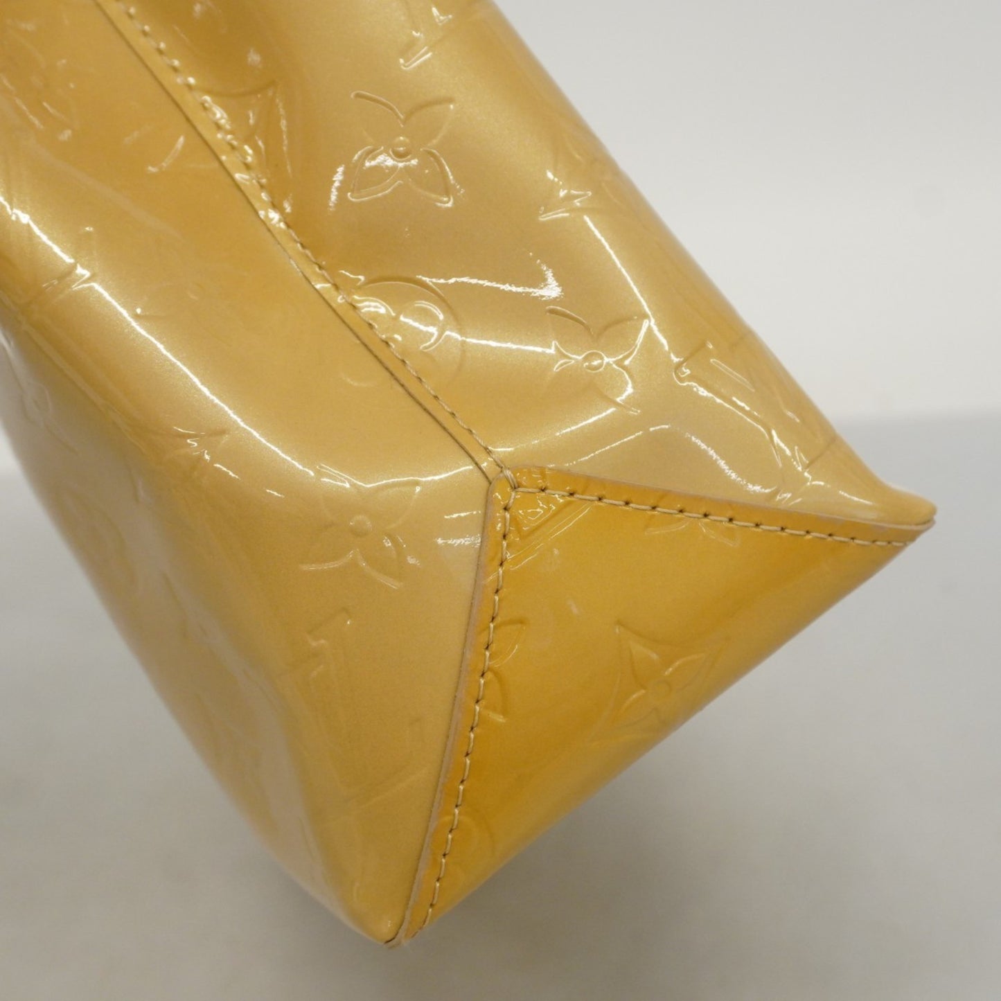 Louis Vuitton Vernis Reed Pm Handbag M91144 Beige