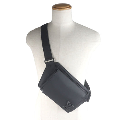 Louis Vuitton M57081 Lv Aerogramme Take-Off Sling Grained Leather Body Bag