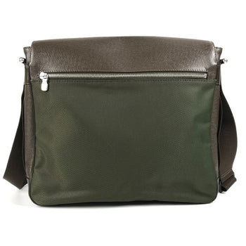 Louis Vuitton Taiga Victor M30148 Crossbody Flap Messenger Bag