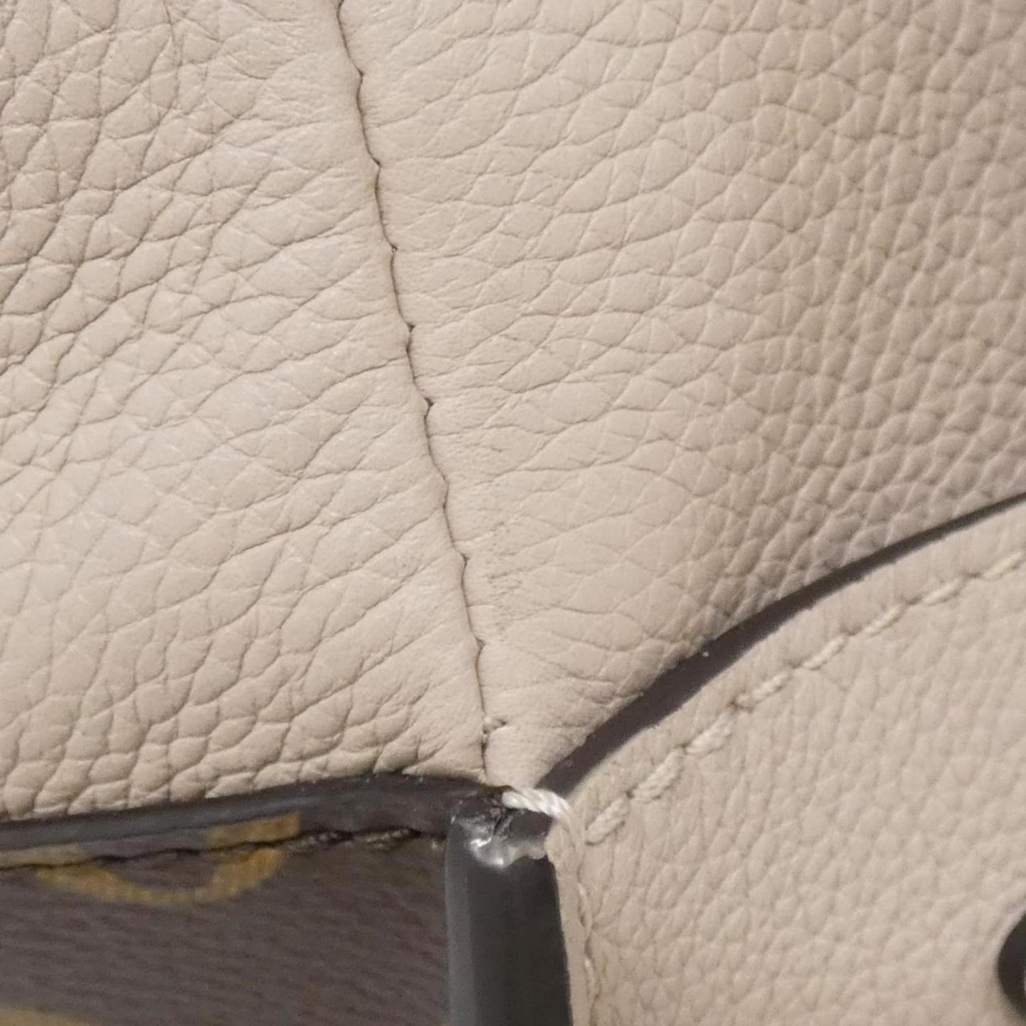 Louis Vuitton On My Side Pm M57729 Handbag