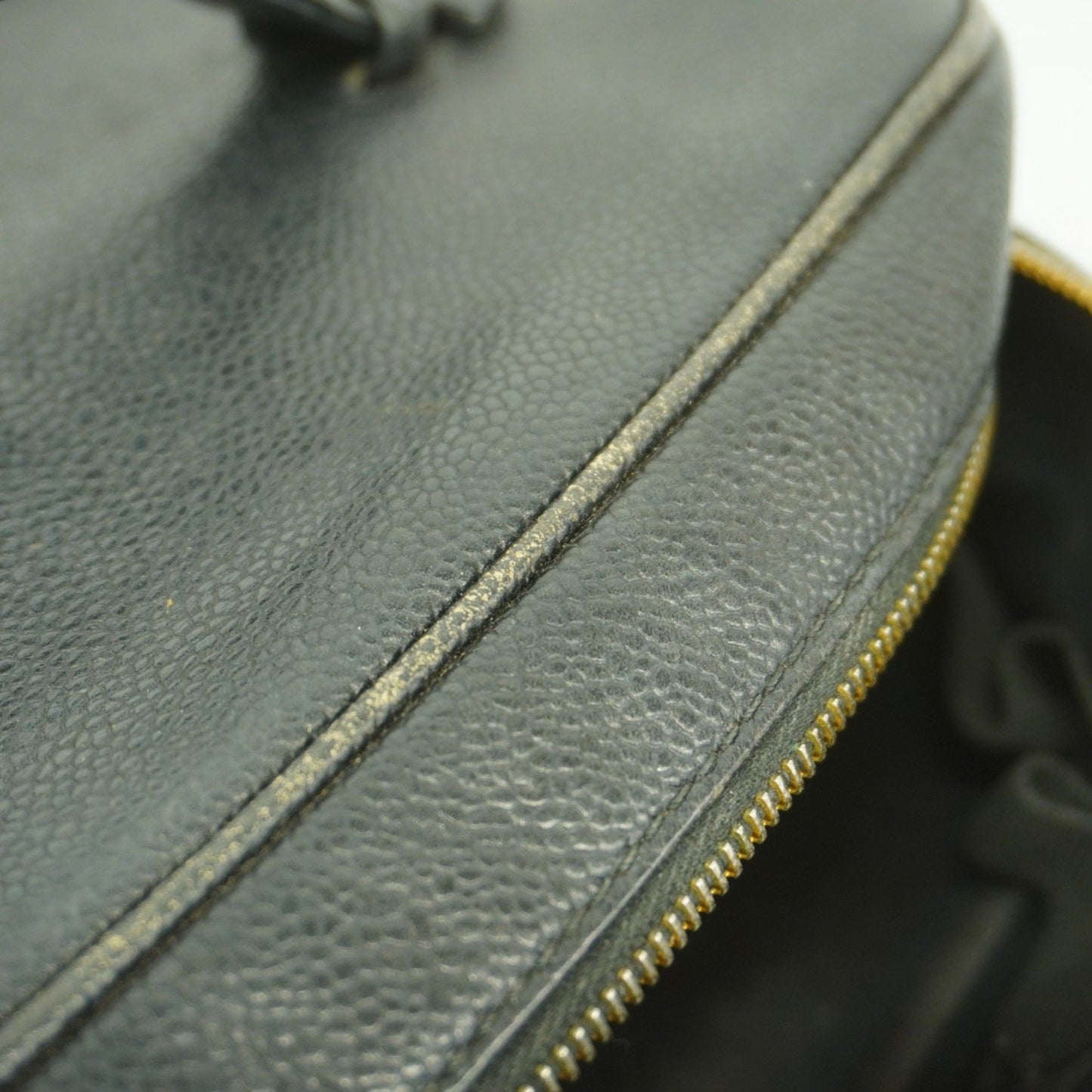 Chanel Vanity Bag In Caviar Skin