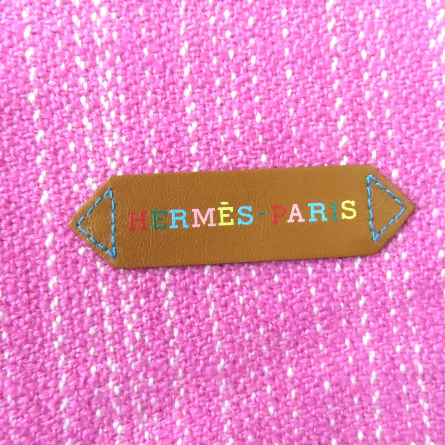 Hermes Jeu De Tissage 100% Cashmere Scarf With Leather Logo Patch And Fringe