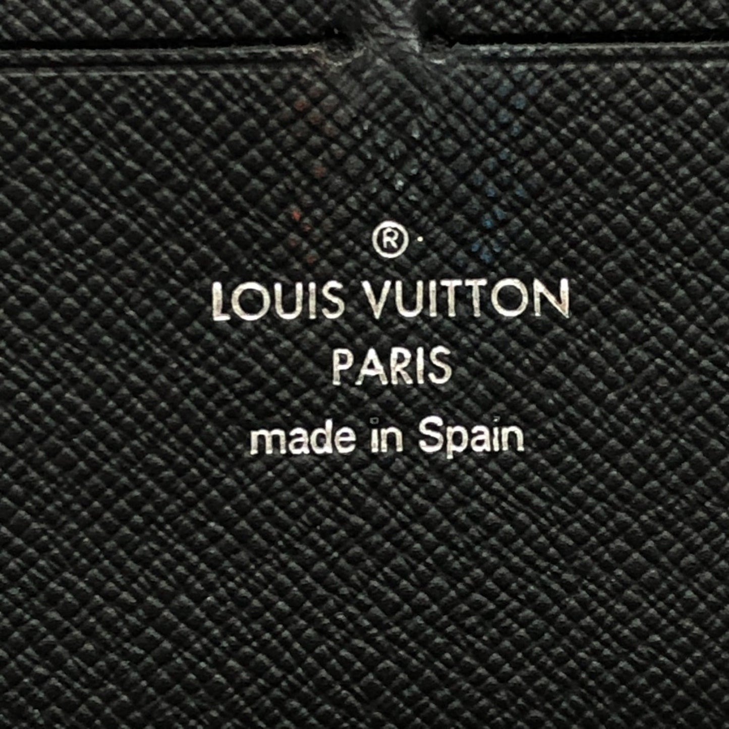 Louis Vuitton M62643 Epi Zippy Organizer Nm Round Zipper Travel Case Wallet Long Leather
