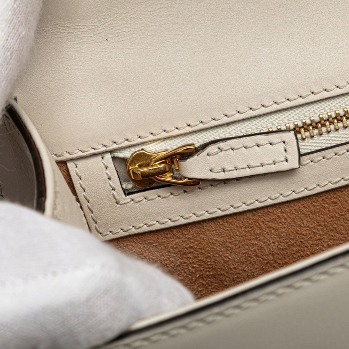 Gucci Sylvie Embroidered Handbag/Shoulder Bag 2Way 421882 White Leather