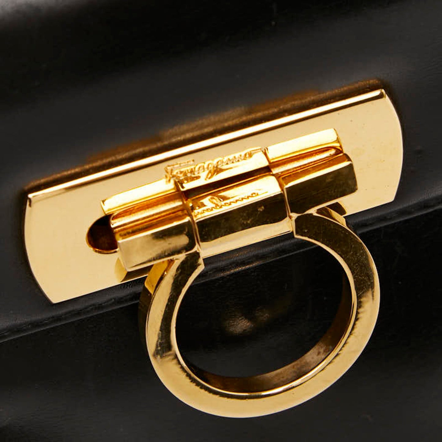 Salvatore Ferragamo Gancini Shoulder Bag In Black Leather