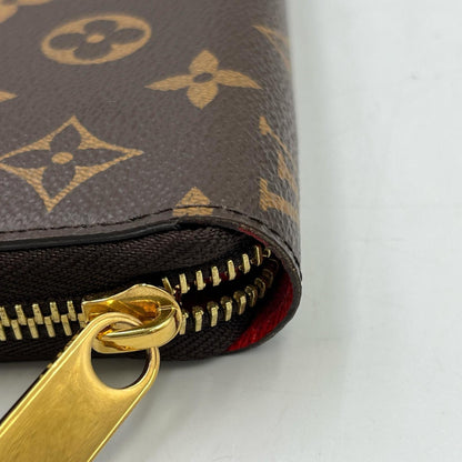 Louis Vuitton Zippy Wallet With Round Zipper