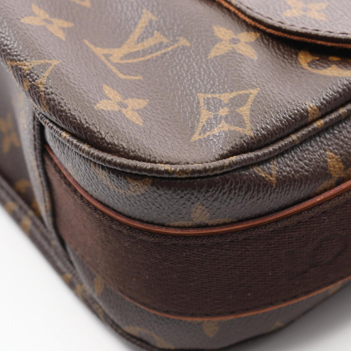 Louis Vuitton Messenger Bobble Mm Shoulder Bag In Coated Canvas With Monogram Design