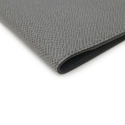 Louis Vuitton Taiga Couverture Passport Case Cover Glacier Gray M32647